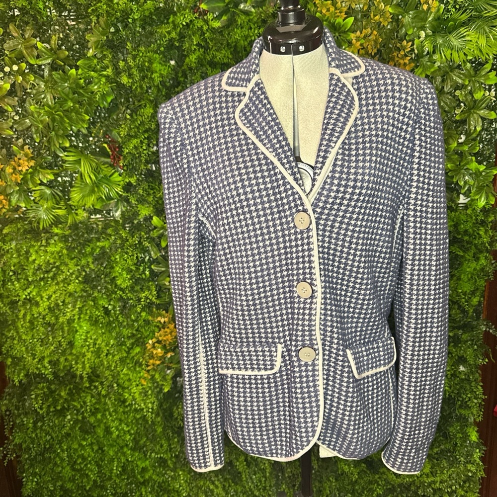 Giorgio Armani Blue and White size 50 Houndstooth Jacket